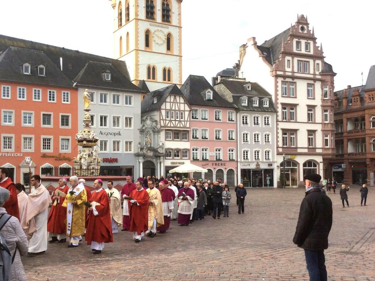 Ferienwohnung An Den Kaiserthermen Трир Экстерьер фото